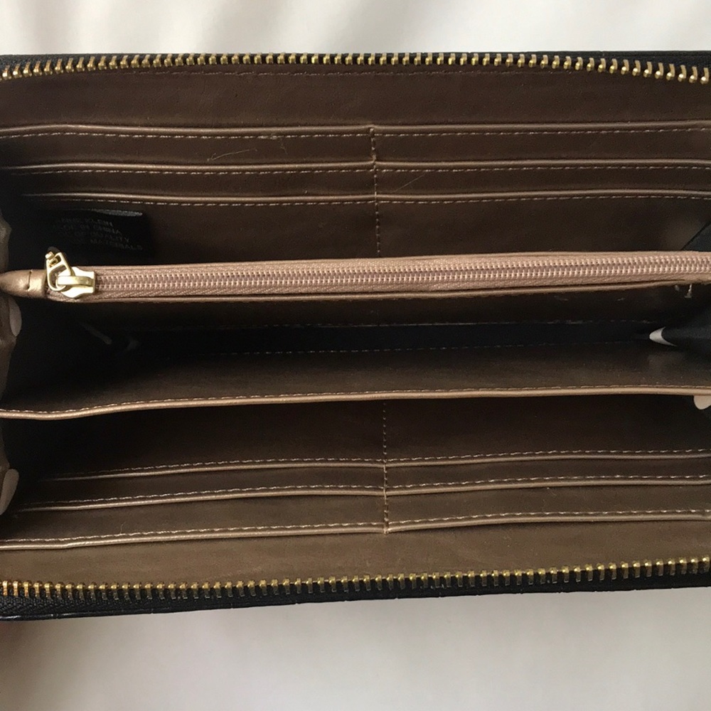 Wallet - Picture 5 of 5